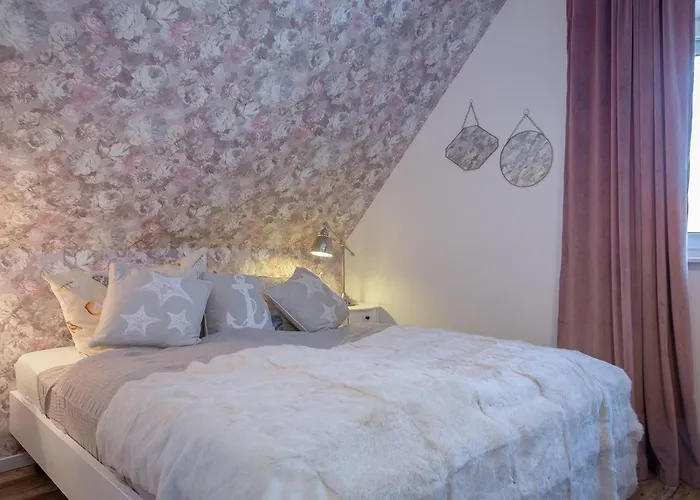 Salzbluetenbude-1 * Büsum